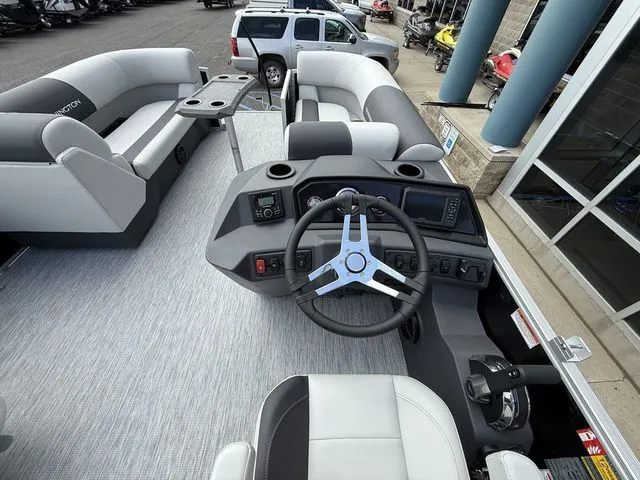 Slide: The Image of Bennington 22SSR TriToon Pontoon 2026 - 18