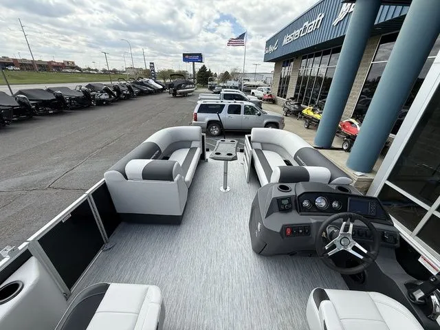 Slide: The Image of Bennington 22SSR TriToon Pontoon 2026 - 26