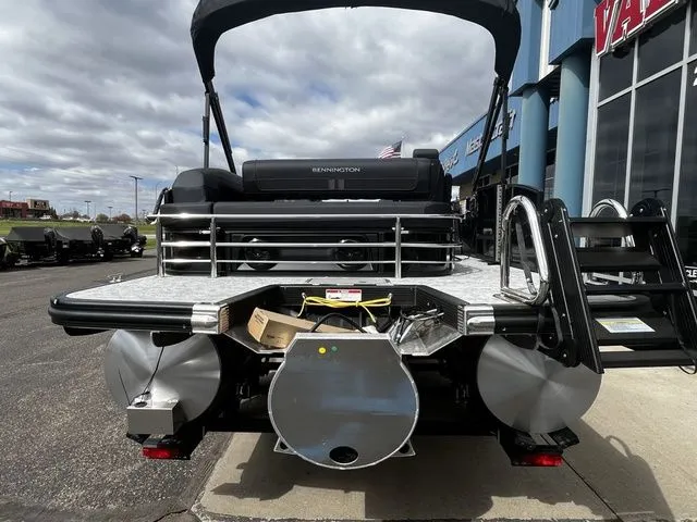 Slide: The Image of Rear view of 2026 Bennington 23SSB LUXE pontoon boat. - 5