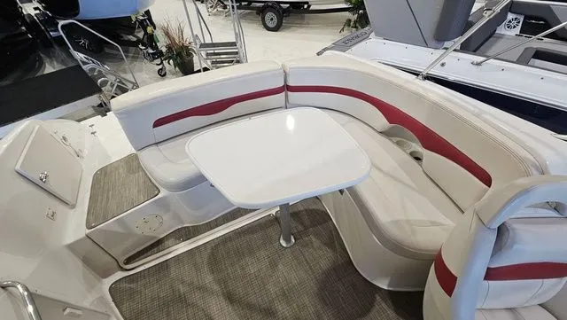 Slide: The Image of Chaparral 230 SSi 2000 - 19