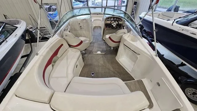 Slide: The Image of Chaparral 230 SSi 2000 - 5