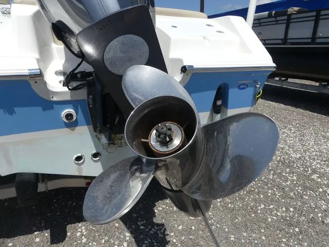 Slide: The Image of Tidewater 220 LXF 2021 - 12