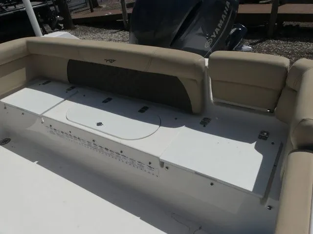 Slide: The Image of Tidewater 220 LXF 2021 - 25