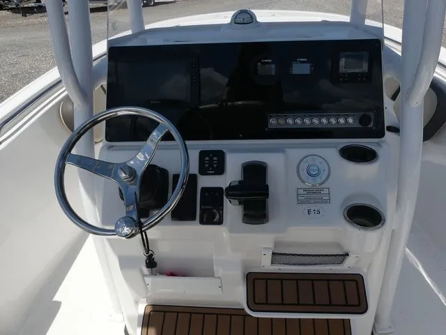 Slide: The Image of Tidewater 220 LXF 2021 - 29