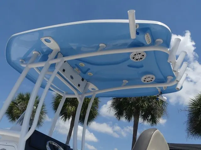 Slide: The Image of Tidewater 220 LXF 2021 - 9