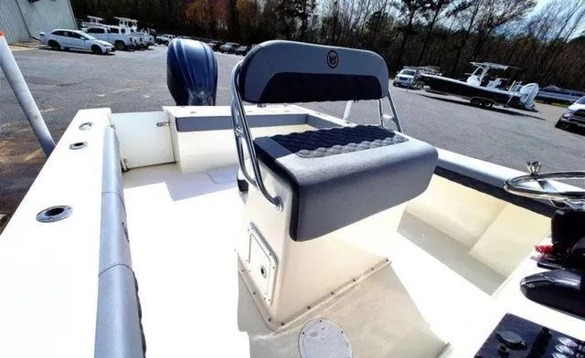 Slide: The Image of May-Craft 245 Offshore CC 2026 - 7