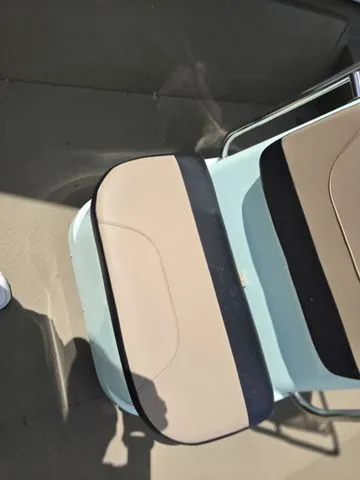 Slide: The Image of SeaArk SHADOW 20T CC 2026 - 3