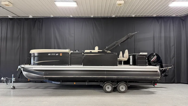 Slide: The Image of Premier 230 SUNSATION ANGLER 2023 - 1