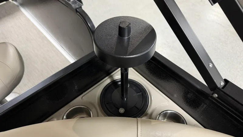 Slide: The Image of Premier 230 SUNSATION ANGLER 2023 - 53