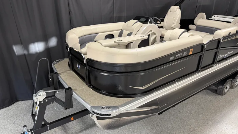 Slide: The Image of Premier 230 SUNSATION ANGLER 2023 - 7