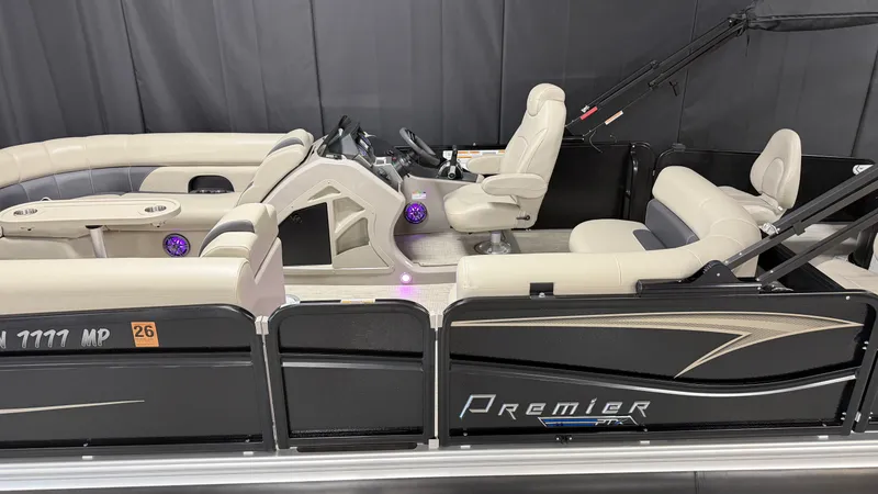Slide: The Image of Premier 230 SUNSATION ANGLER 2023 - 6