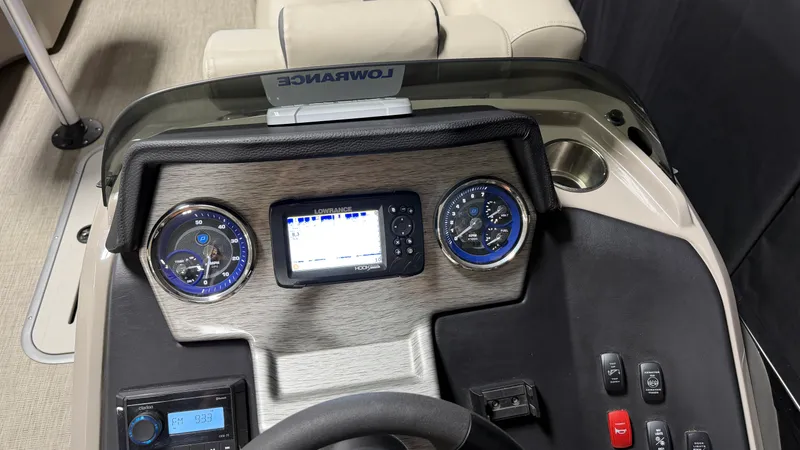 Slide: The Image of Premier 230 SUNSATION ANGLER 2023 - 42