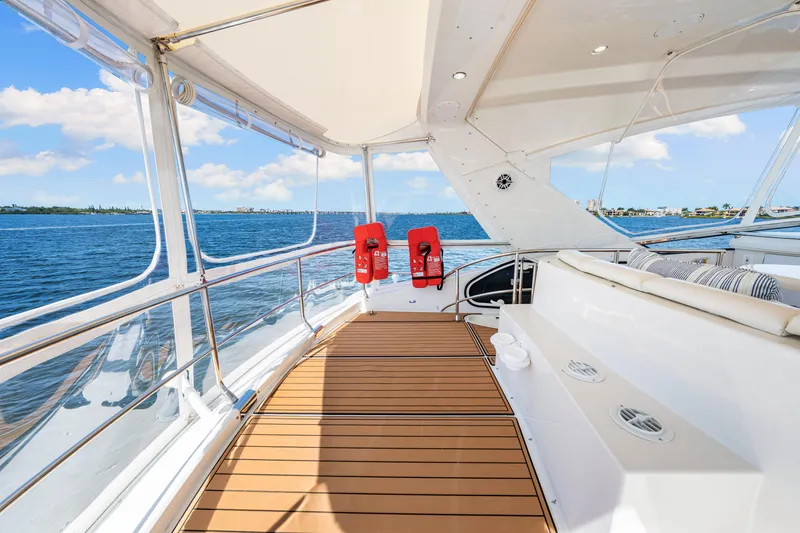 Slide: The Image of Luxurious 2007 Marquis 59 Markham Edition yacht deck with ocean view. - 63