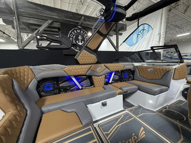 Slide: The Image of Tigé 22RZX 2026 - 10