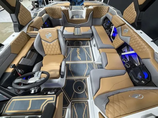 Slide: The Image of Tigé 22RZX 2026 - 18