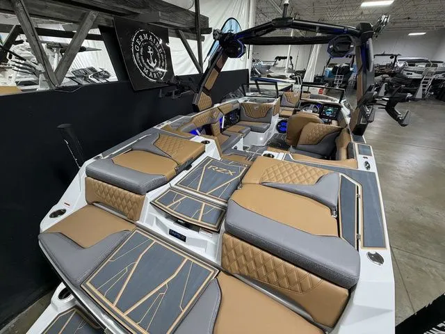 Slide: The Image of Tigé 22RZX 2026 - 7