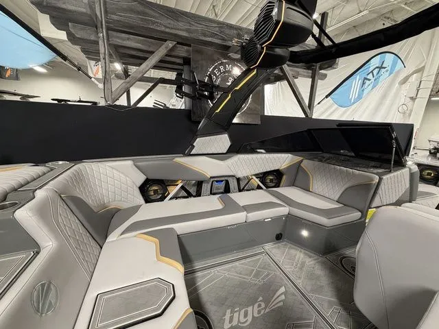 Slide: The Image of Tigé 22RZX 2023 - 9