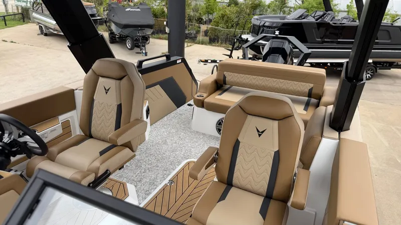 Slide: The Image of Revel RS25L 2026 - 19