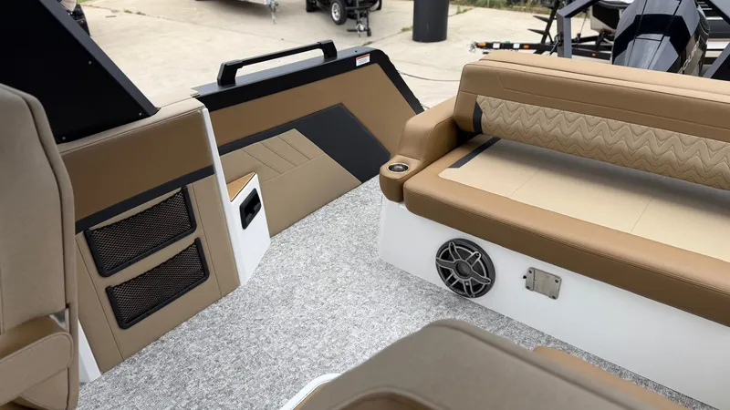 Slide: The Image of Revel RS25L 2026 - 22