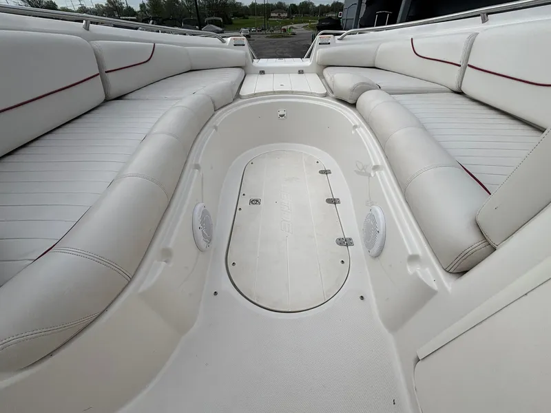 Slide: The Image of Ebbtide 2400 Sc 2004 - 13