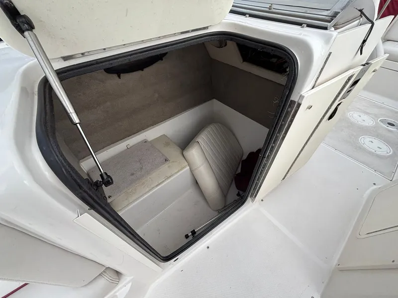 Slide: The Image of Ebbtide 2400 Sc 2004 - 14