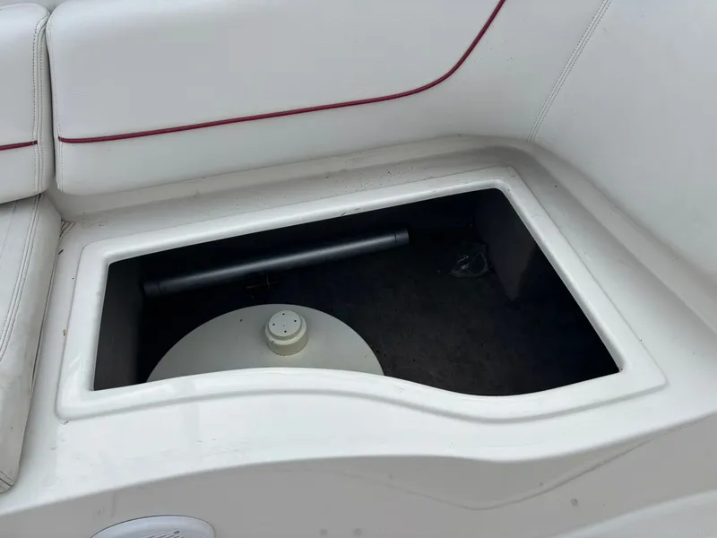 Slide: The Image of Ebbtide 2400 Sc 2004 - 31