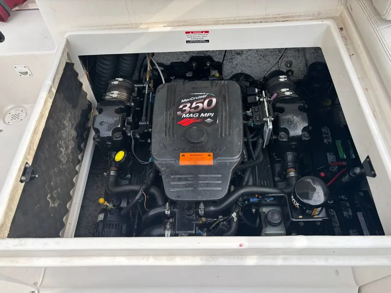 Slide: The Image of Ebbtide 2400 Sc 2004 - 32