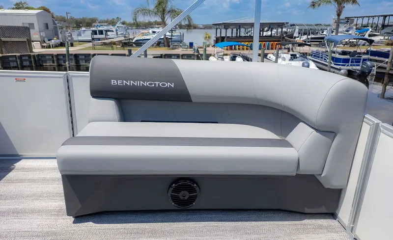Slide: The Image of Bennington 20 S Cruise 2026 - 10