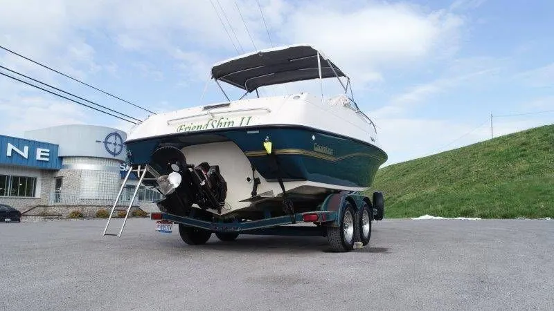 Slide: The Image of Crownline Boats 210 BR 1995 - 12