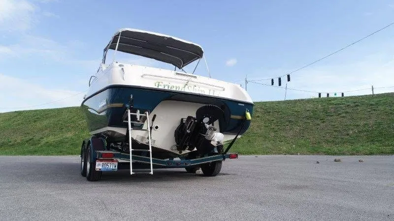 Slide: The Image of Crownline Boats 210 BR 1995 - 14