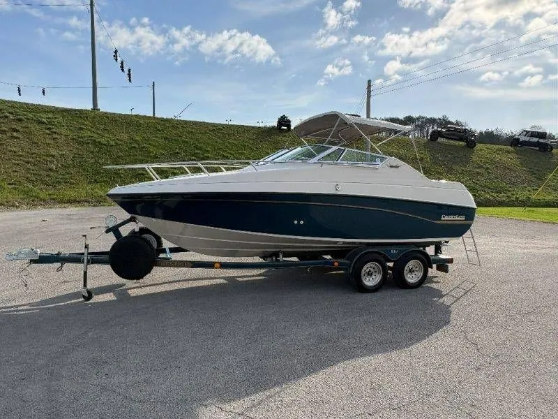Slide: The Image of Crownline Boats 210 BR 1995 - 24