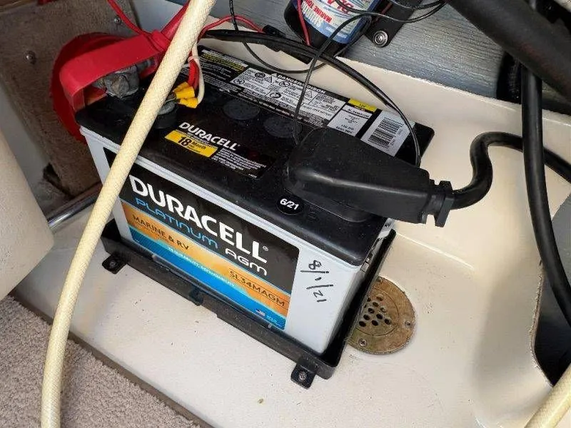 Slide: The Image of Crownline Boats 210 BR 1995 - 57