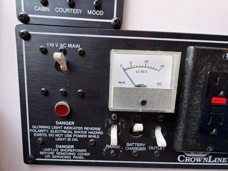 Slide: The Image of Crownline Boats 210 BR 1995 - 62