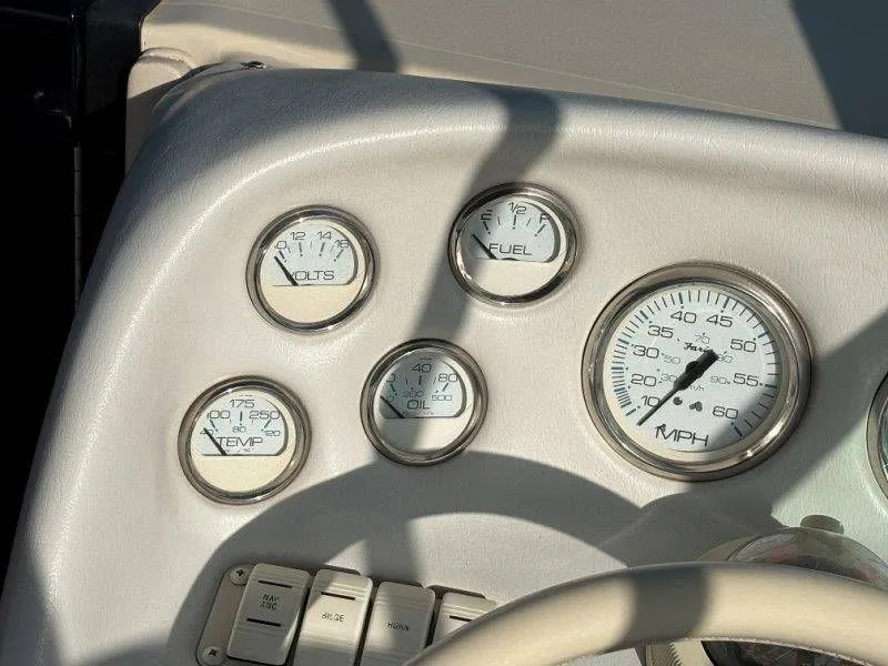 Slide: The Image of Crownline Boats 210 BR 1995 - 63