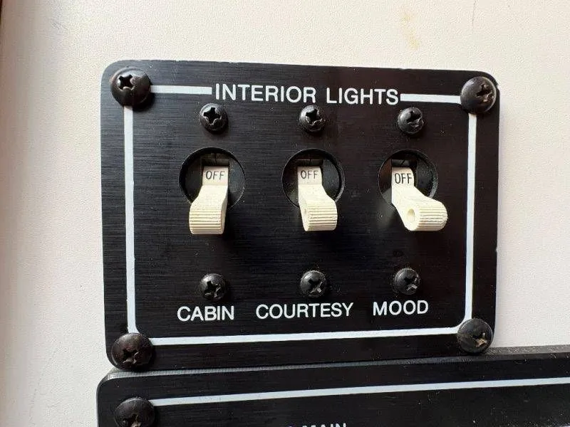 Slide: The Image of Crownline Boats 210 BR 1995 - 64