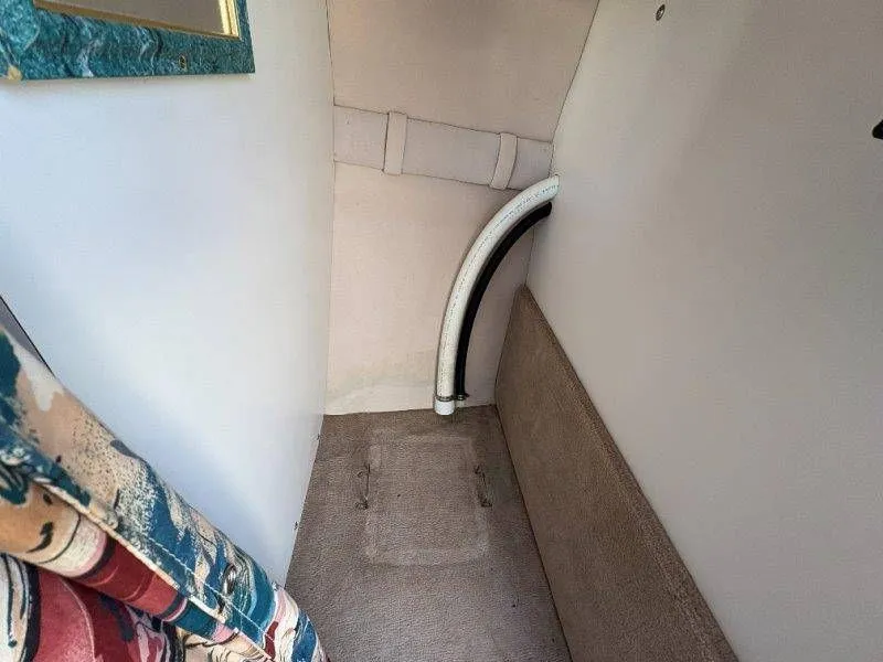 Slide: The Image of Crownline Boats 210 BR 1995 - 76