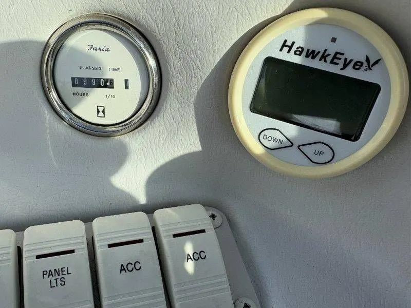 Slide: The Image of Crownline Boats 210 BR 1995 - 79