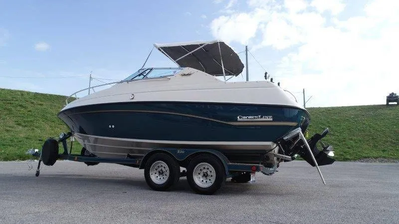 Slide: The Image of Crownline Boats 210 BR 1995 - 8