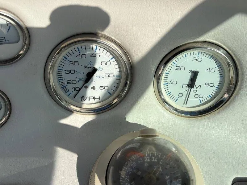 Slide: The Image of Crownline Boats 210 BR 1995 - 91