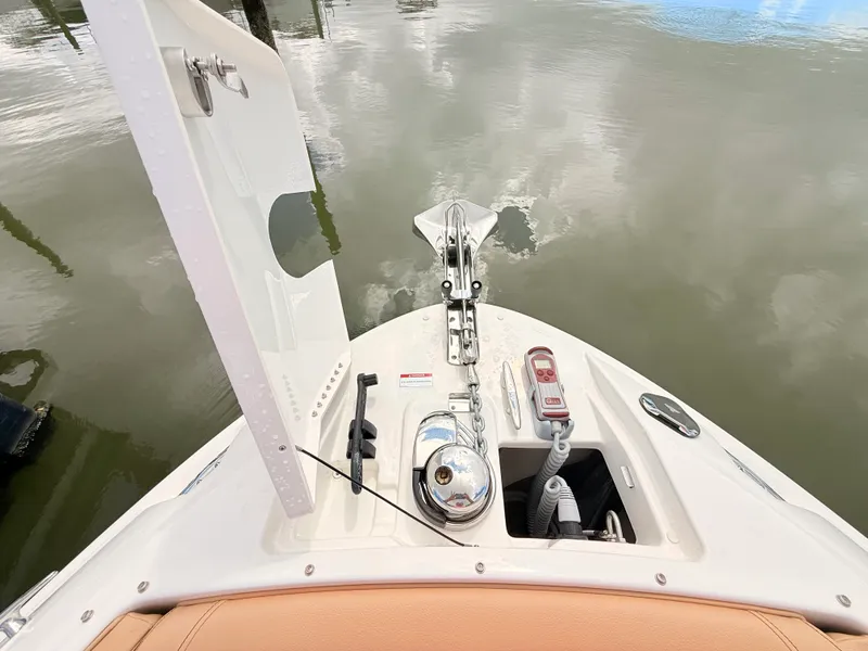 Slide: The Image of Sea Ray SLX 260 Outboard 2027 - 67