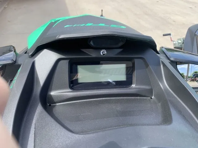 Slide: The Image of Sea-Doo GTI SE 170 2026 - 17