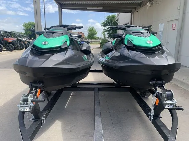 Slide: The Image of Sea-Doo GTI SE 170 2026 - 8