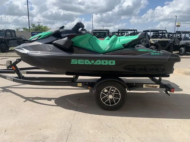 Slide: The Image of Sea-Doo GTI SE 130 2026 - 6