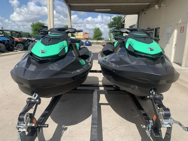 Slide: The Image of Sea-Doo GTI SE 130 2026 - 8