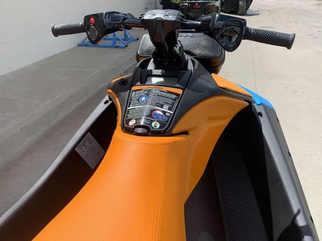 Slide: The Image of Sea-Doo SparkTrixx For 3 Rotax 900 ACE - 90 Ibr And Aud 2026 - 10