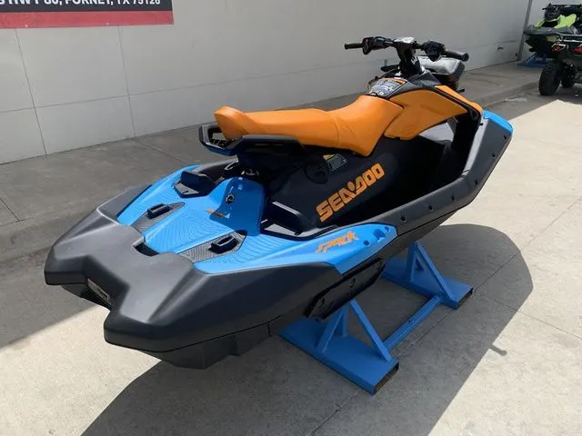 Slide: The Image of Sea-Doo SparkTrixx For 3 Rotax 900 ACE - 90 Ibr And Aud 2026 - 3