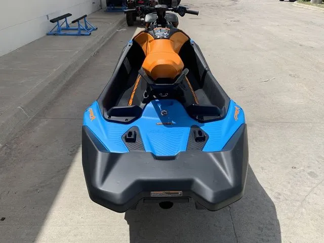 Slide: The Image of Sea-Doo SparkTrixx For 3 Rotax 900 ACE - 90 Ibr And Aud 2026 - 4