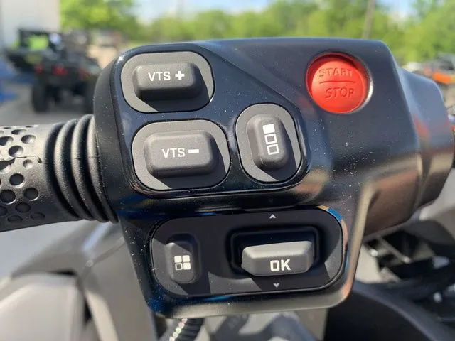 Slide: The Image of Sea-Doo RXT-X 2026 - 16