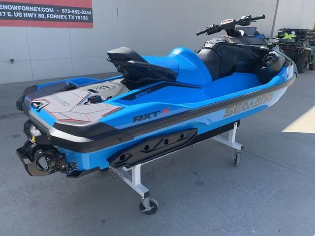 Slide: The Image of Sea-Doo RXT-X 2026 - 3