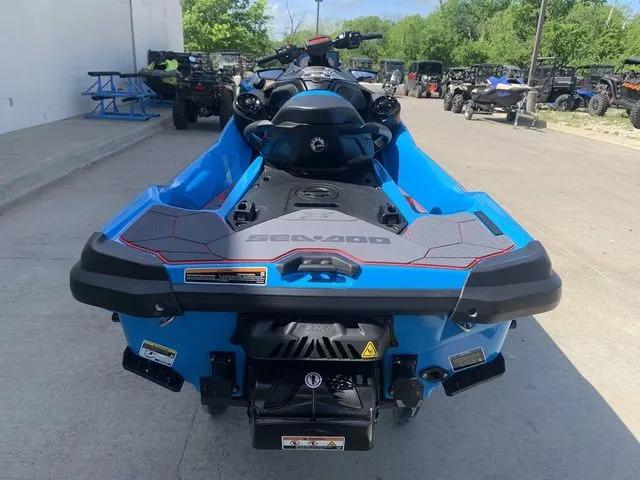 Slide: The Image of Sea-Doo RXT-X 2026 - 4